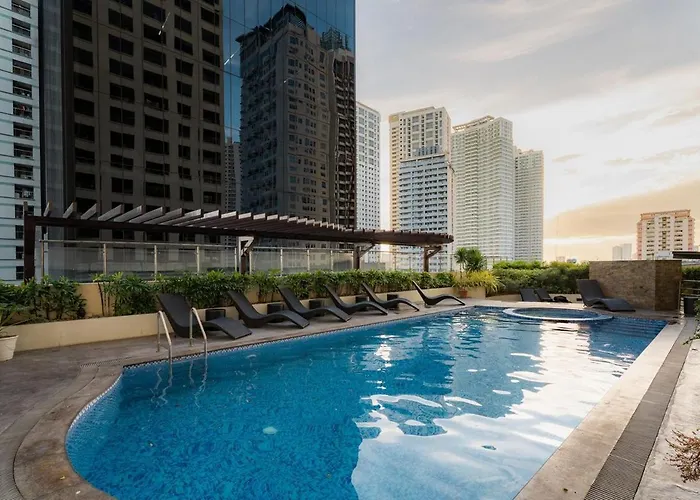 Apartment Penthouse In Greenbelt - Park View & Pool Manila