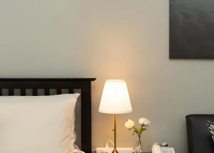 Apartment Penthouse In Greenbelt - Park View & Pool Manila